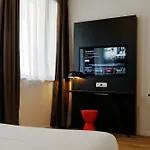 Nemea Appart Hotel Coliseum Amiens Centre